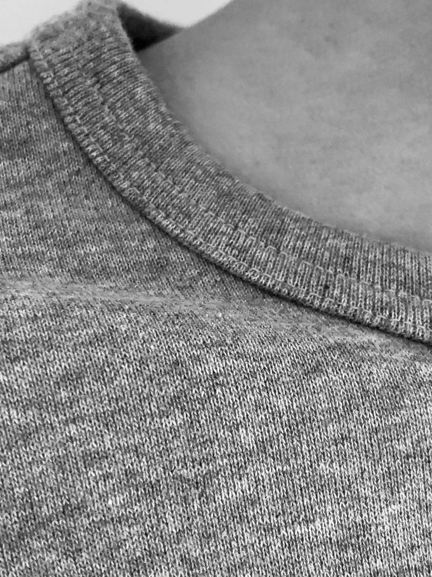 HOTEL1 - BRAND SWEAT - BLACK - last pieces