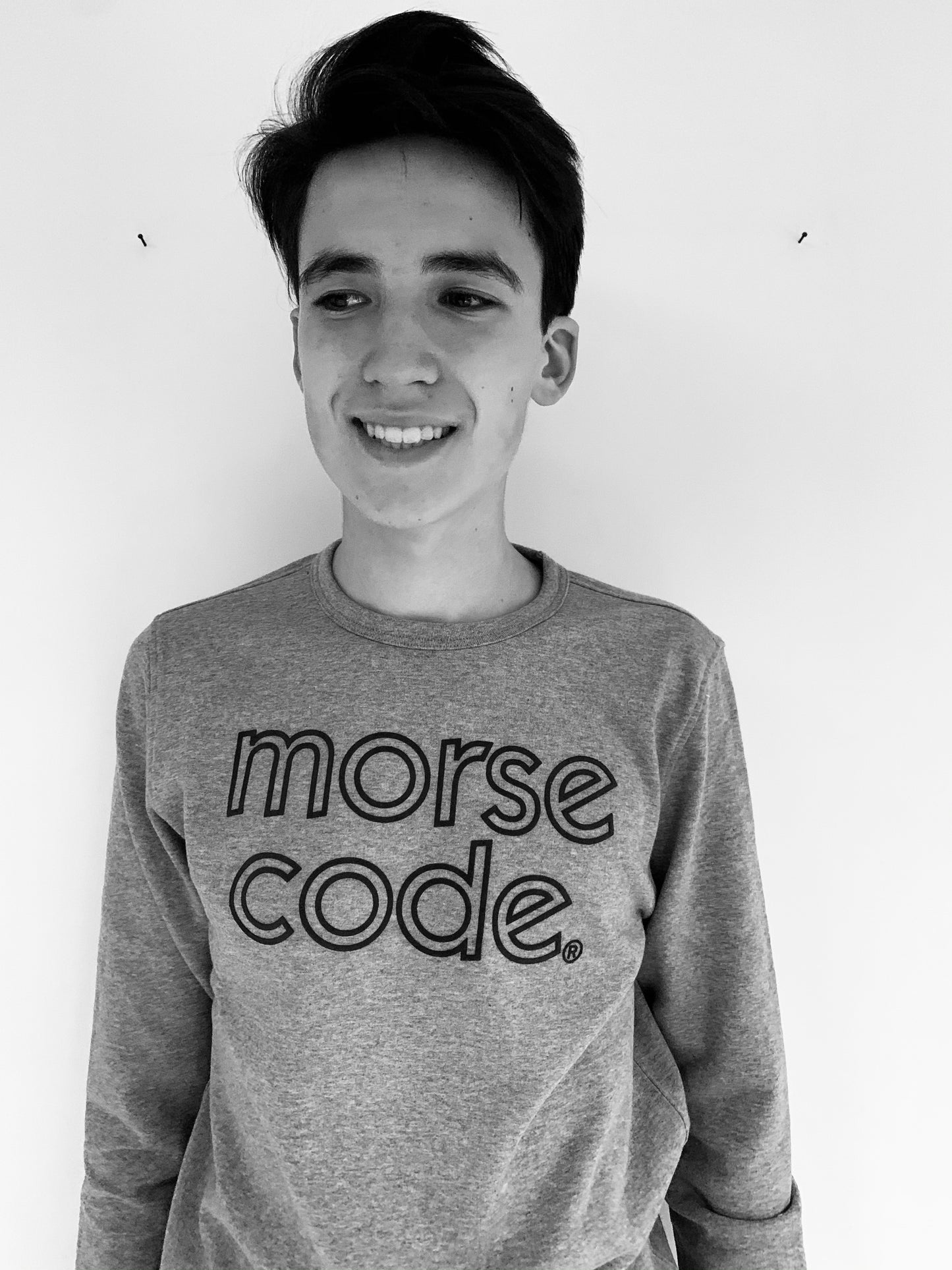 HOTEL1 - BRAND SWEAT - BLACK - last pieces